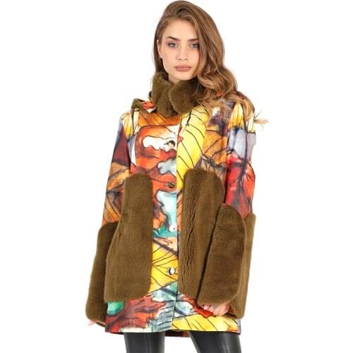 Modaqueen store women leaf pattern zig on leather lamb Fur & mink Fur accessories special design jacket 2031 Fur Luxury