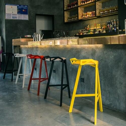 Modern Minimalist Casual Home High Stool Stylish Cafe Bar Table and Chairs Creative Geometric Design Wrought Iron Chair