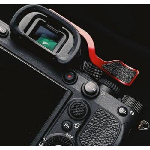 Metal Hot Shoe Thumb-Up Hotshoe Thumb Up Grip For Sony A74 A7R4 A7M4 IV A92 a9II ILCE-7RM4 Camera Hand Grip With leather protect