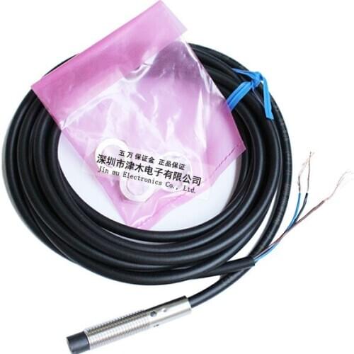 E2B-S08KN02-WP-C1 inductive proximity sensor 6months warranty