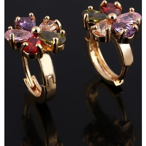 New Arrival Luxurious Hoop Earring Ladies Fashion Shining Colorful Crystal Zircon Earrings for Women Wedding Accessories