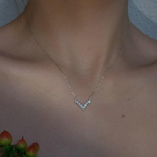 Modern Jewelry V shape Pendant Necklace 2021 New Design High Quality AAA Zircon Chain Necklace For Girl Lady Gifts