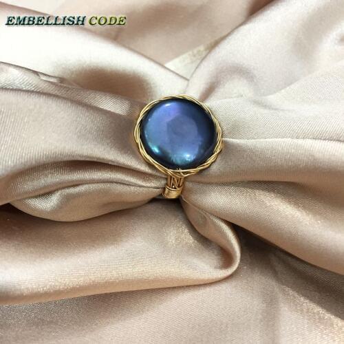 Admirable NEW Designer golden wire with big size baroque cultured pearls hand make ring black few blue color for women girl gift