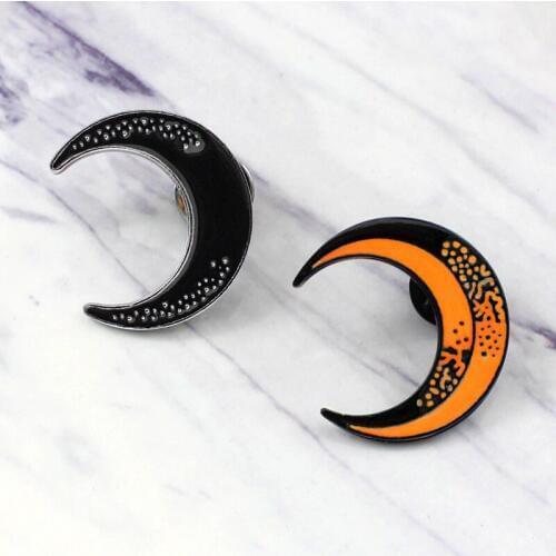 2 Pce/Set Crescent Badge Pin Creative Personality Orange Black Moon Enamel Metal Brooch Trendy Charming Costume Jewelry Gift