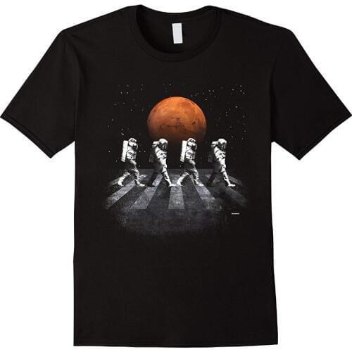 Astronauts In Walking In Space Occupy Mars 2019 Fashion High Quality Brand Of Funny Homme Fashion Men Tops T Shirt Design