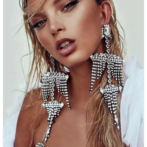 Charming and sexy goddess long tasseline Stone Earrings sweet beauty type shiny crystal simple Earrings