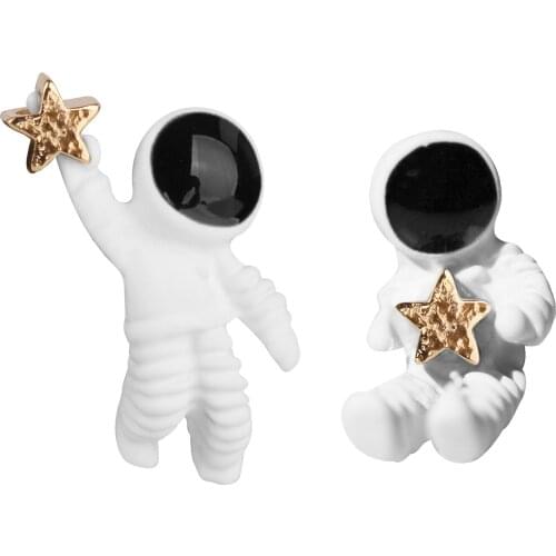 Lovely Astronaut Stud Earrings For Women Teens Girls Cute Boho Asymmetric Earrings Party Women Fashion Jewelry Earring Studs