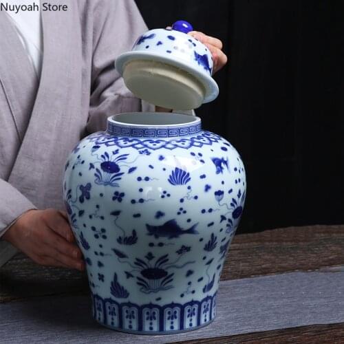 Chinese Style Ceramic Storage Jar Decoration Blue and White Porcelain Retro Tea Jar Large-capacity Household Decorative Jar