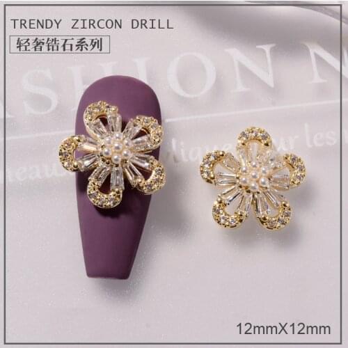 2pcs Super Shine Luxury Zircon 3D Butterfly Gold Silver Nail Art Decorations Charm Manicure DIY Pearl Diamonds Newest Supplies