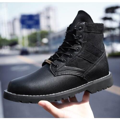 2021 New Couple Martin Boots British Leather Boots Comfortable and Breathable Womens Boots Plus Velvet Warm Casual Mens Shoes