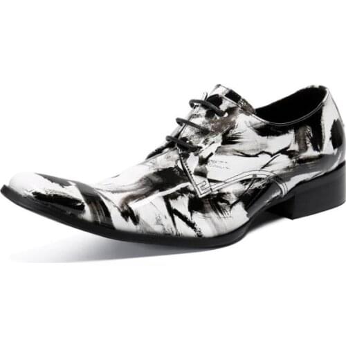 Handmade Wedding Bride Shoes Hot 2021 Genuine leather Male Dress Oxfords black white Print Peas Shoe for men