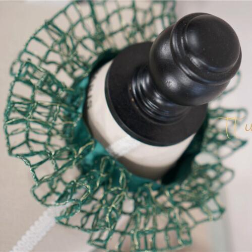 Decoration accessories Leaf hollow heavy weaving lace trim Dark green mesh wire weaving court design Raffle collar shape