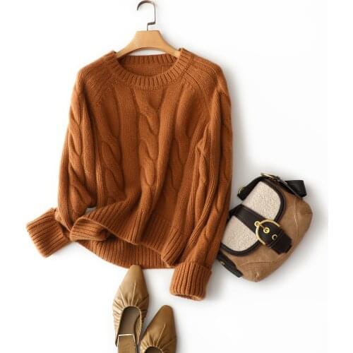 Knit sweater Autumn and winter new cashmere sweater womens sweater thickened warmth loose hedging knitted twist fashion retro