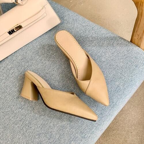 Summer Women Slipper 2020 Women Pointed Toe Slipper Fashion Square Heels Outsides Ladies Slides Beach Mules Shoes 33-45