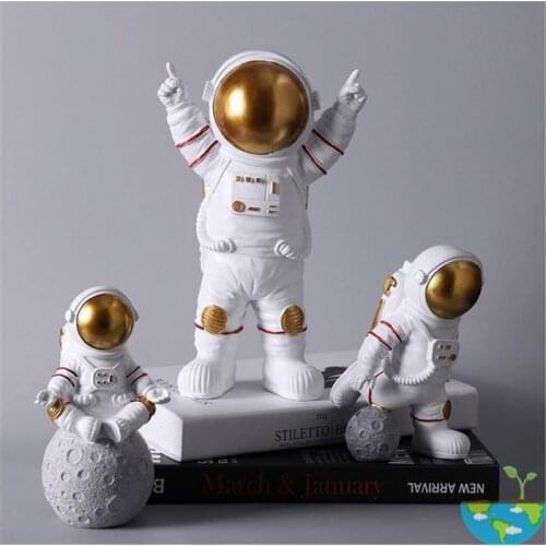 Home Decoration Accessories Nordic Figurines Office Desk Decoration Astronaut Ornament Flat Back Resin Miniature Desktop Model