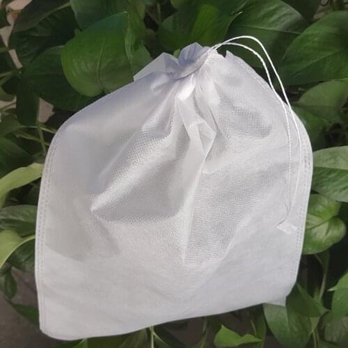 100pcs Growth Protection Bag Fruit Bags For Garden Greenhouse Breathable Waterproof White Protection Pest Control 180 X 250mm