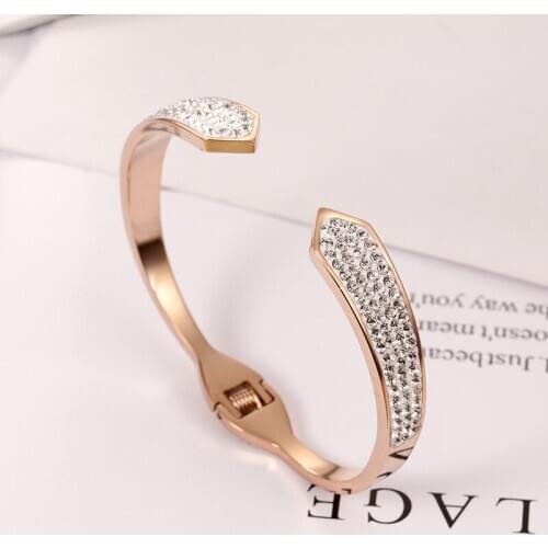 TJP New Arrivals 316L Stainless Steel Classic Trendy Crystals Bracelet Rose Gold Bangles For Women Wedding Jewelry