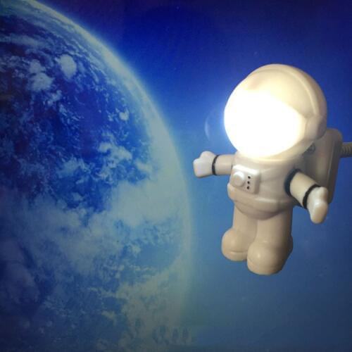Spaceman usb night light Astronaut led night light Creative USB book light computer desk lamp