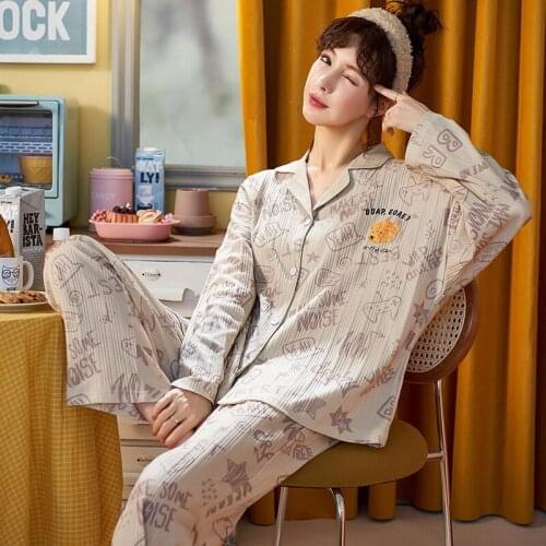 Womens pajamas autumn winter long sleeved cardigan cartoon cute Korean loose 2021 new Womens home clothes sleepwear women