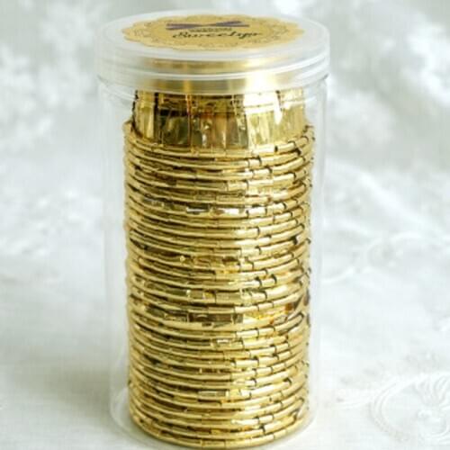 Disposable high temperature resistant Cupcake paper tomafen cup bottom holder gold paper holder silver cup holder 28 pack