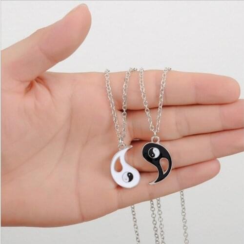 2pcs/set womens necklace mens fashion yin and yang couple matching necklace best friendship couple jewelry Valentines day gif