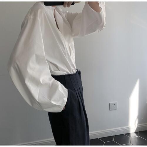 Spring New South Korean Retro Lantern Sleeve Round-collar Pullover Loose Shirt J20190300067