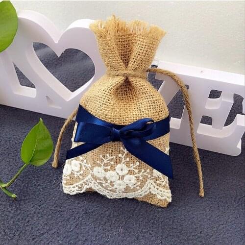 Free Shipping 50pcs/lot Size 4"x6.5" Rustic Small Natural Burlap Lace Favor Bags Jute Hessian Wedding Gift Bags Pouch Candy Bags