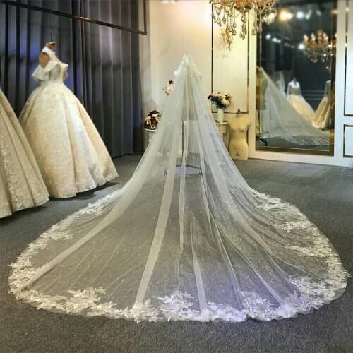 Luxury Shining Spraying 5 Meters Long 3Meters Wide Silver Sequins Lace Applique Wedding Veil Bridal Chapel Veil With Comb