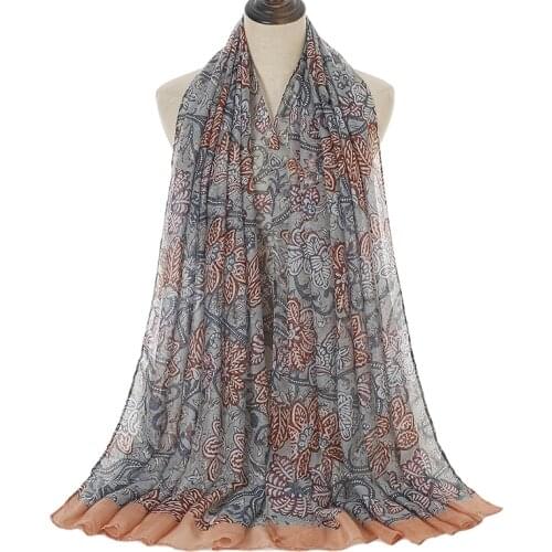 2020 New Arrival Floral Printed Cotton Scarf Hijab Assorted Colors Ladies Shawls Muslim Multicolor Head Wraps Turbans 1PC Retail