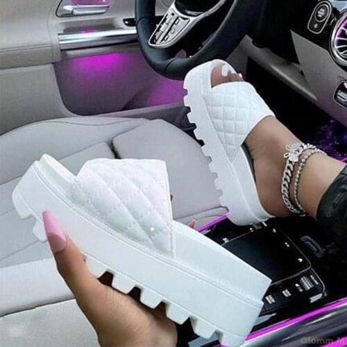 Women Slippers 2021 Fashion Summer Thick Bottom Non-slip Comfort Outdoor Beach Female Slides 5cm Platform Ladies Shoes Plus Size