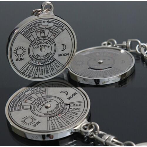 1Pcs/lot Hiking Camping Outdoor Sports Survival Compass Metal Ring Compass 50 Year Calendar Keychain Keyring Keyfob