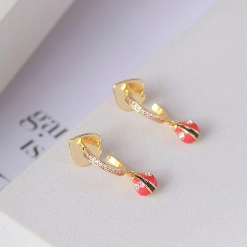 Cute interesting three-dimensional red enamel ladybug small simple inlaid small diamonds Mori fashion earrings for women