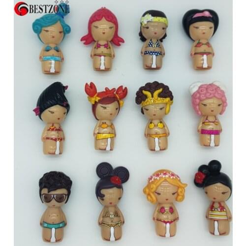 30Pcs/Lot Finger Puppet Decorate Plastic Figure Toys Customs Dolls Cartoon Ornament Christmas Gift Can For Capsules Ball Kids