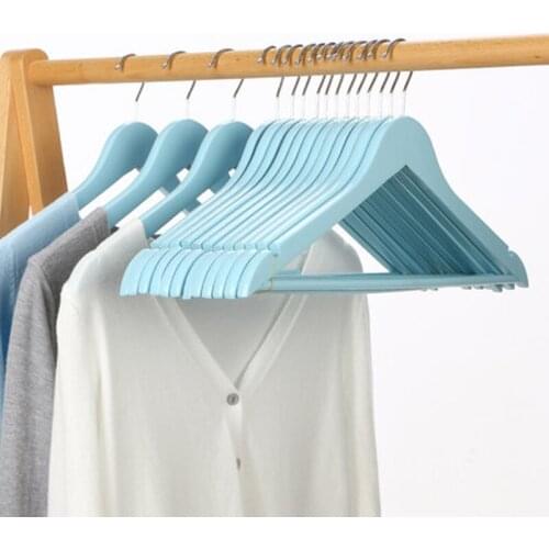 10pcs/lot Quality Wooden Hangers with Norched Shoulder Solid Wood Coat Hanger with Roatated Chrome Hooks Clothes Jacket Shirt