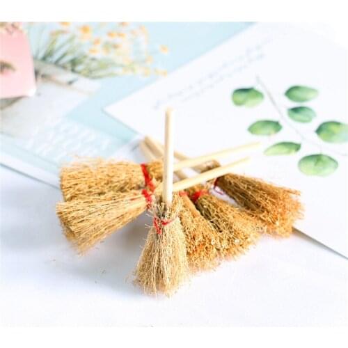 Dollhouse Mini Simple DIY Broomstick Model for Dollhouse Furniture Living Room Decoration Accessories