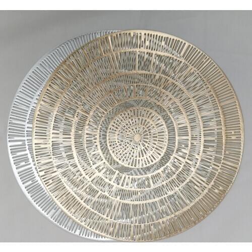European Style Cutlery Mat Modern Simple Hotel Anti Skid PVC Hollow Out Solid Color Gilding Home Decorative Tableware Cushion