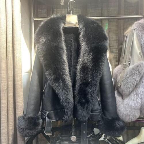 Gl20114 Winter Womens Real Sheeskin Shearling Jacket with Big Fox Fur Collar Tuscany Sheep Fur Shearling Coat