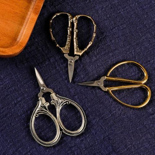 6cm Mini Retro Pocket Scissors Antique Thread Cutter Vintage Scissors Embroidery Cross Stitch Sewing Stainless Steel Scissors