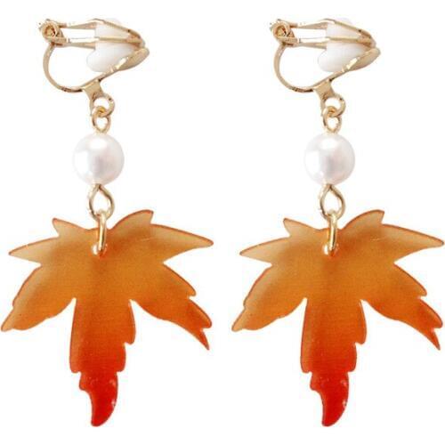 Korean No Pierced Ear Clip Tassel Earrings Imitation Pearl Romantic Red Maple Leaf Clip Earrings For Women Girls Wedding Party