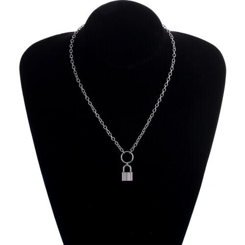 Ring Lock-shaped Pendant Necklace Women Fashion Trend Wild Short Money Accessories