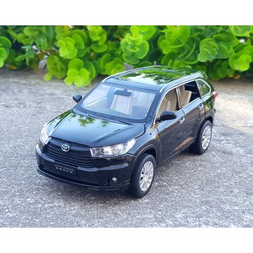 1:32 Scale Licensed Diecast Alloy Metal Collection SUV Car Model For TOYOTA Highlander Off-Road Sound&Light Toys Vehicle