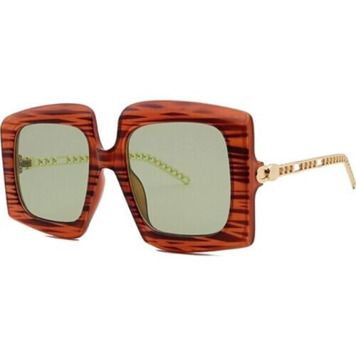 Unique Oversized Woman Sunglasses Brown Stripe Fashion Square Glasses Big Frame Sunglasses Vintage Retro Glasses oculos feminino
