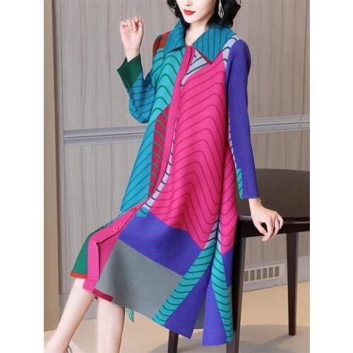 Spring Womens Fashion High-end Long Windbreaker 2021New Miyake Fold Womens Plus Size Female Printing Trench Coat Plus Size A