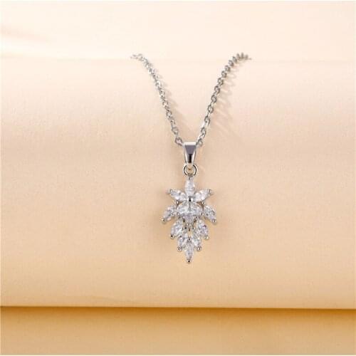 Ekopdee Trendy Romantic Cubic Zirconia Necklace Eternal Flower Pendant For Women Link Chain Necklace Female Valentine Jewelry