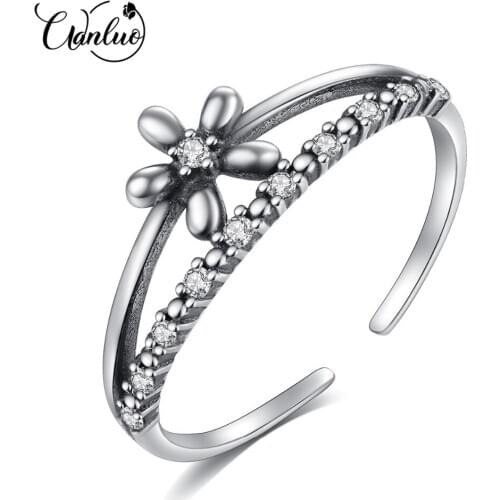 Wanluo Engagement Rings