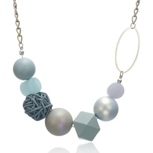 Womens Acrylic Beads Necklace for Women Hand-Made Round Geometric Wood Necklaces Pendants Fashion Jewelry For Party