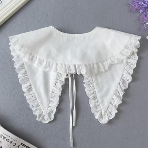 Elegant Womens Fake Collar Ornamental Faux Collar Pleated Lace Embroidery Shirt Collar Sweater Dress Collar Necklace