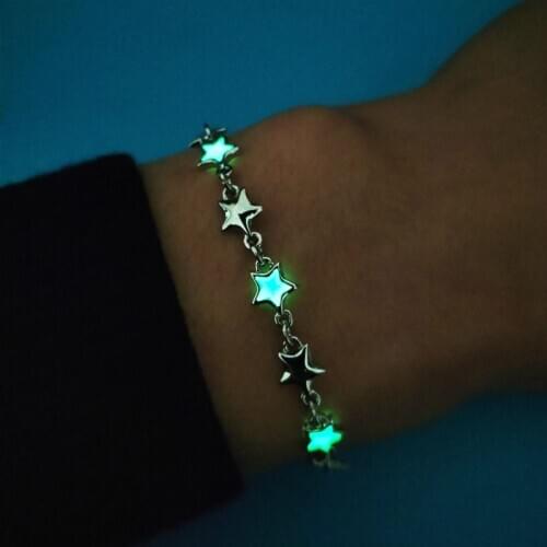 Statement Creative Luminous Bracelet Star Shape Glow In The Dark Alloy Jewelry for Women Charm Fashion Bracelet Wholesale