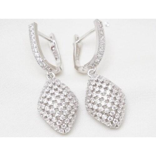 Birthday/Anniversary Earing Hollow Design AAA Zirconia Hoop Earrings Women Exquisite Dazzling Jewellery With Gifts Bag/Box