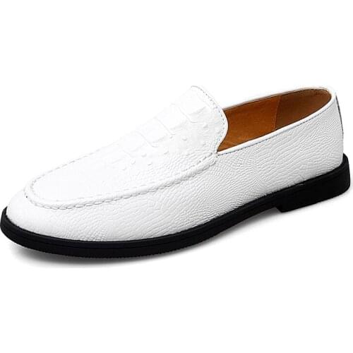 Brand White Shoes Men Slip on Casual Loafers Man Moccasins Sneakers Retro Crocodile Pattern Leather Mens Shoes Formal Oxfords